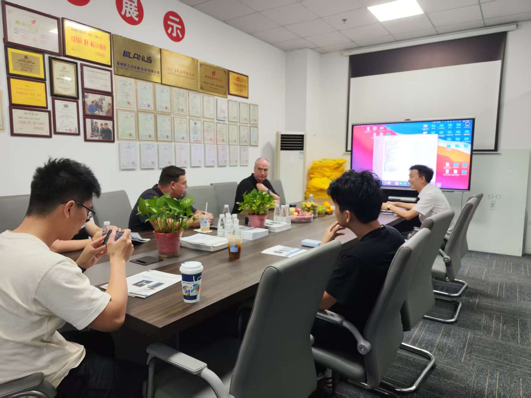 微信图片_20250909171359_215_105.jpg